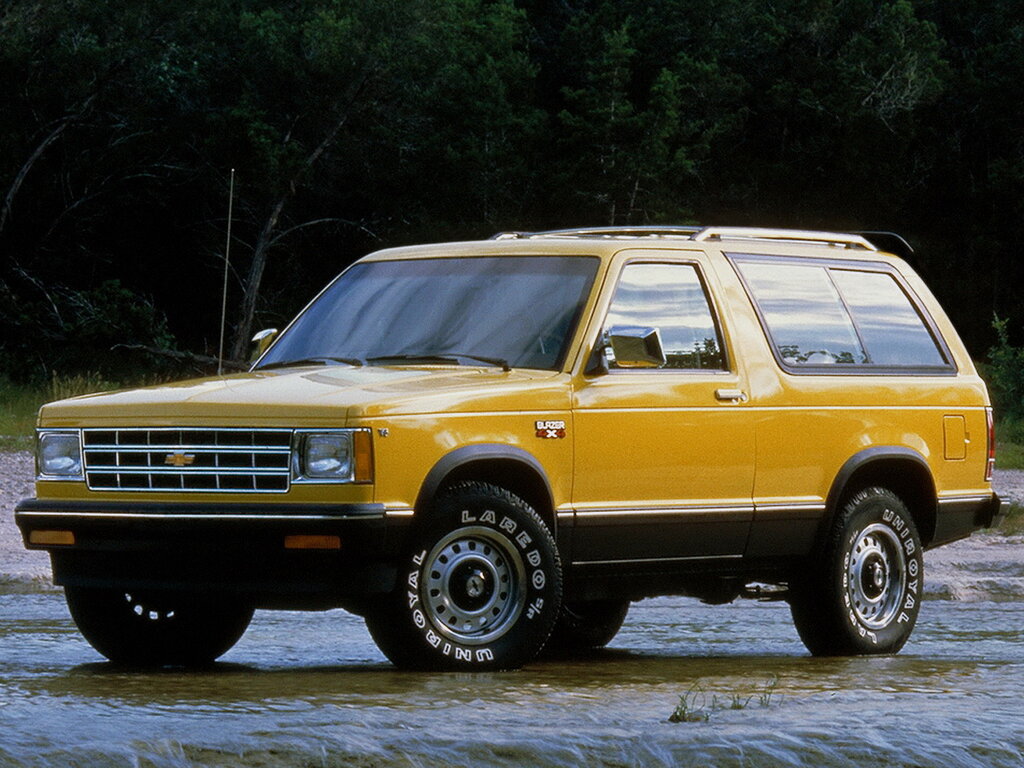 Chevrolet Blazer S-10 (CS10516, CT10516) 1 поколение, джип/suv 3 дв. (05.1982 - 02.1990)